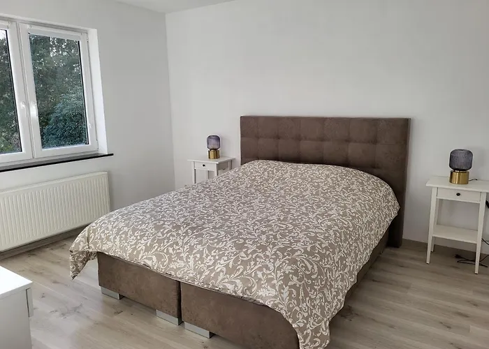 Villa Bed & Garden
